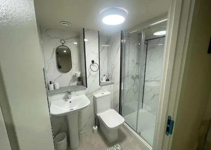 Chic On The Headrow * Leeds (West Yorkshire)